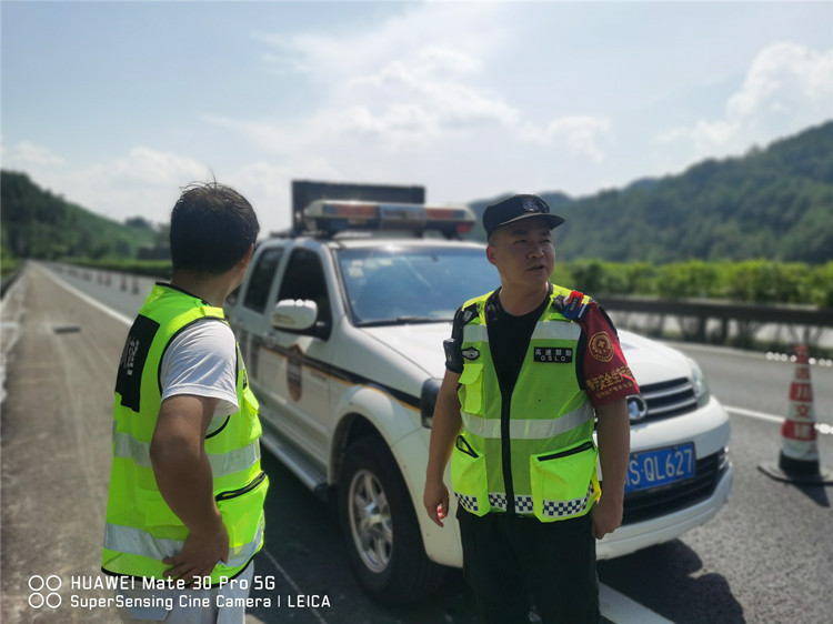 达州管理处路安大队加强高温天气巡查和道路隐患排查工作.JPG