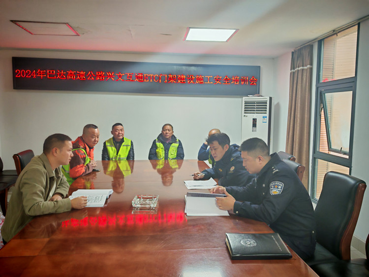 5ECC4E03FF2E78F5996F702FB25EE17A_副本.jpg