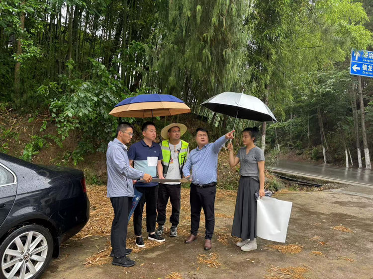 简讯：达陕公司会同开江县交通局现场调研G542国道涉路工程.jpg